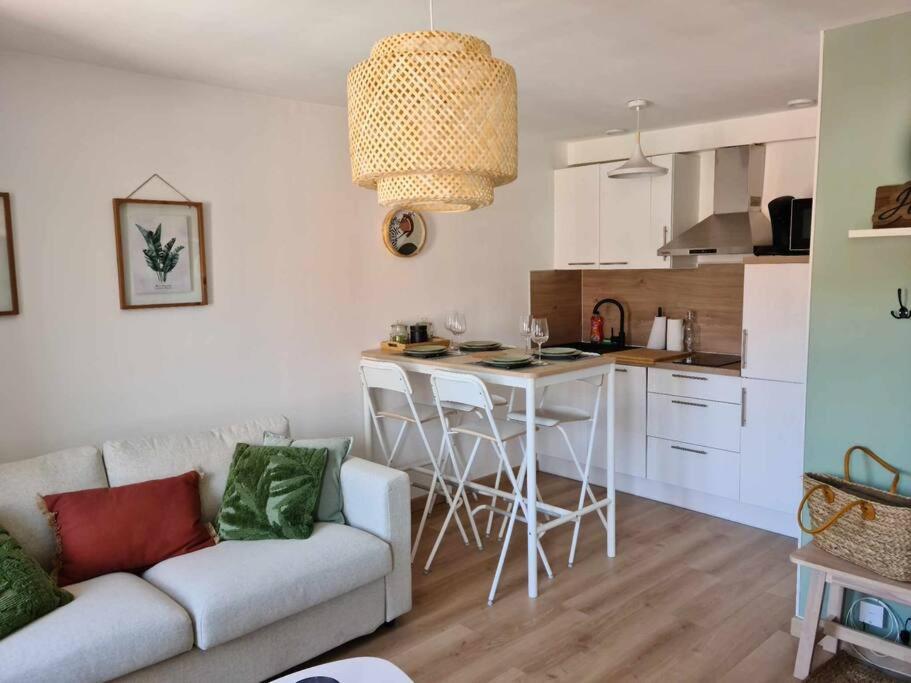 Les Coteaux De Mahe Apartamento Tournon-sur-Rhone Exterior foto